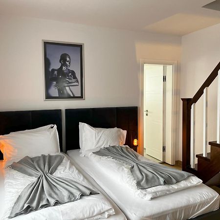 Haven Hotels - Hotel Dona Bergisch Gladbach Dış mekan fotoğraf