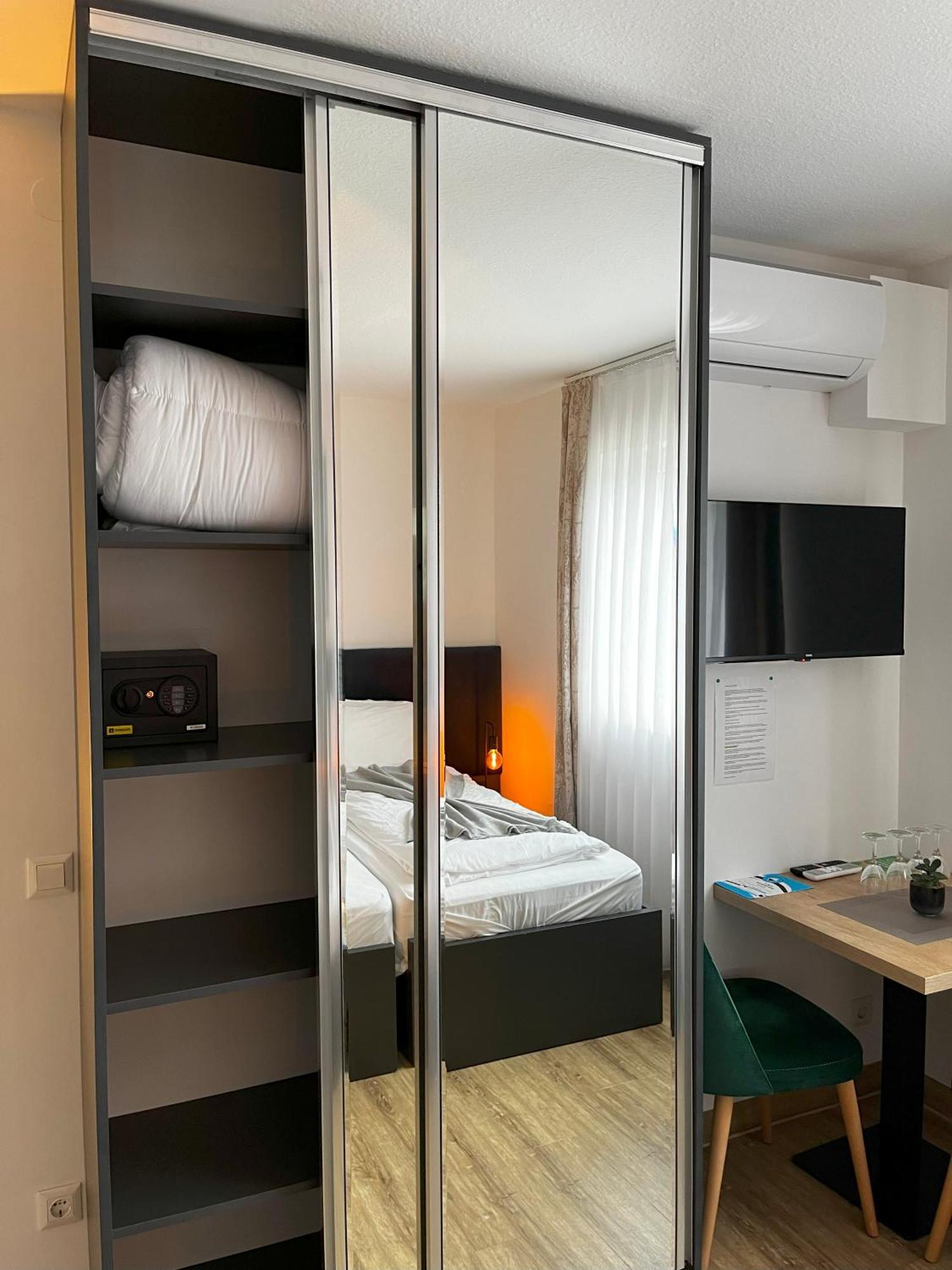 Haven Hotels - Hotel Dona Bergisch Gladbach Dış mekan fotoğraf