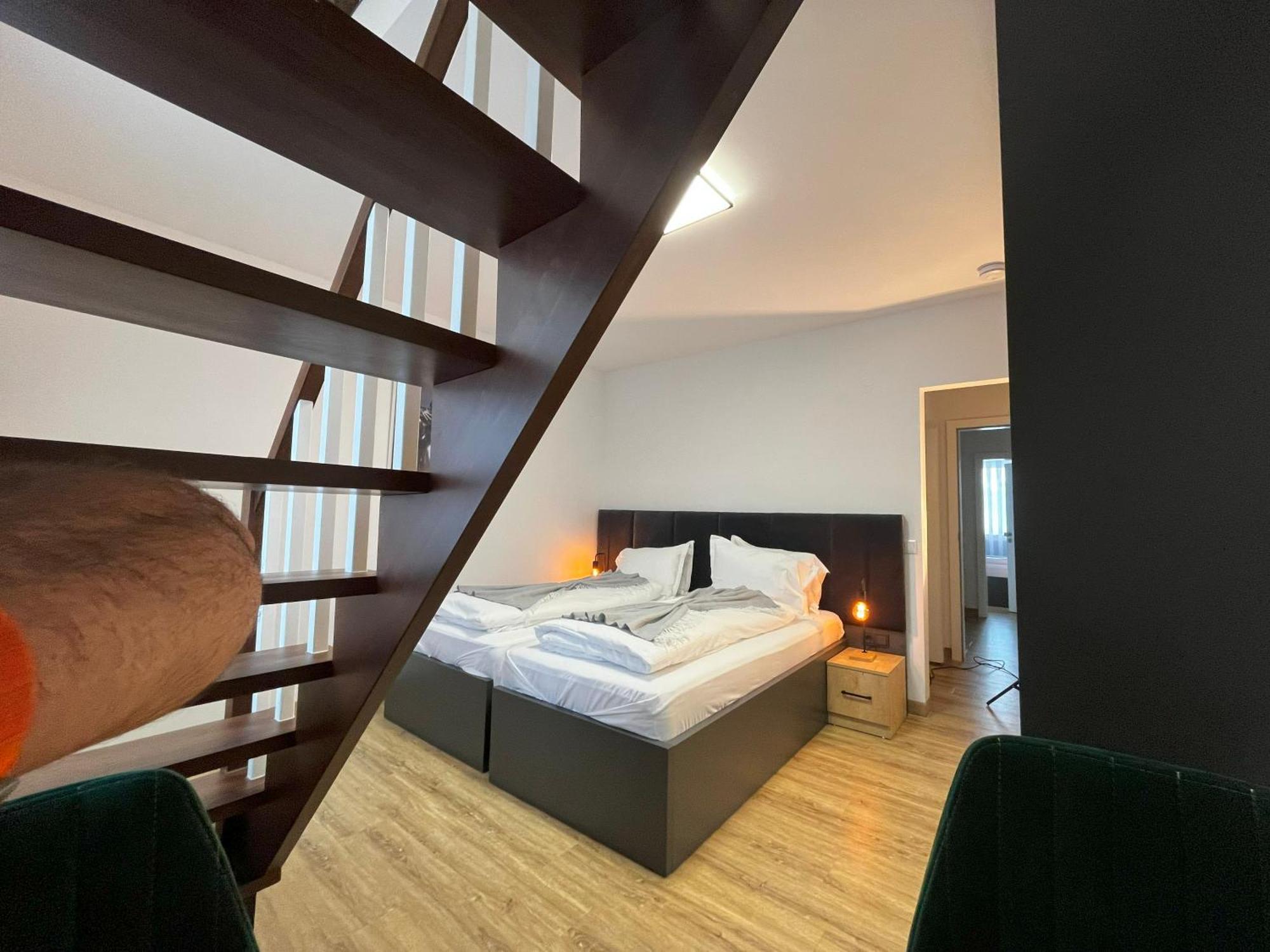 Haven Hotels - Hotel Dona Bergisch Gladbach Dış mekan fotoğraf