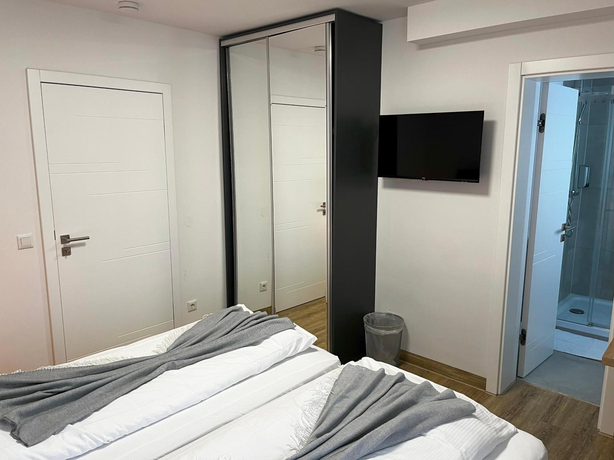 Haven Hotels - Hotel Dona Bergisch Gladbach Dış mekan fotoğraf