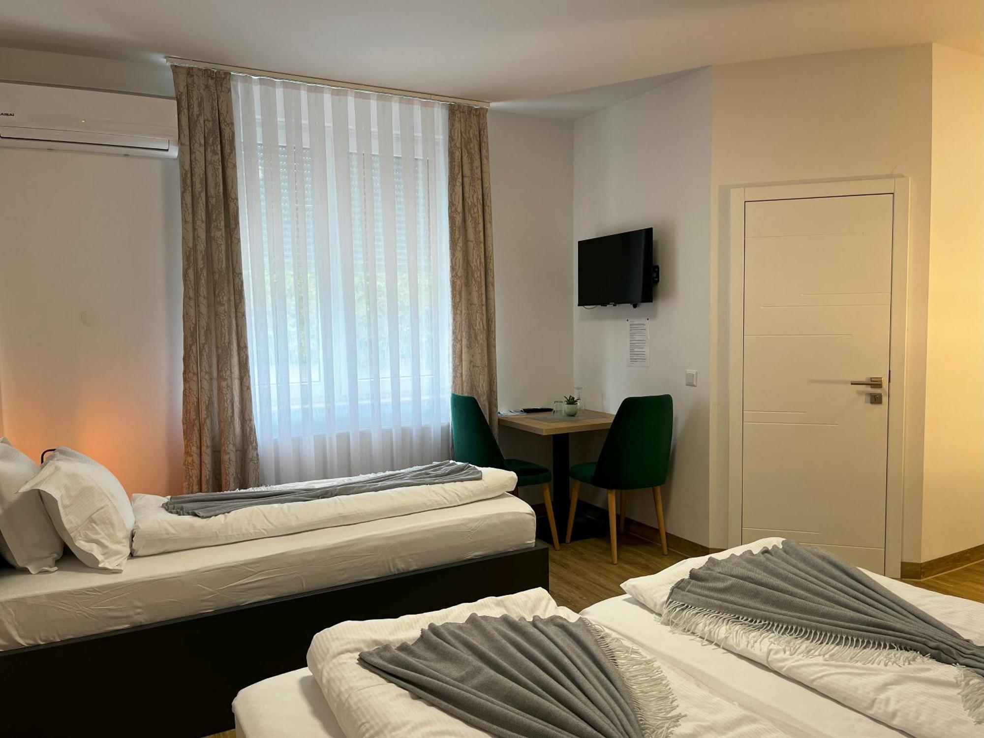 Haven Hotels - Hotel Dona Bergisch Gladbach Dış mekan fotoğraf