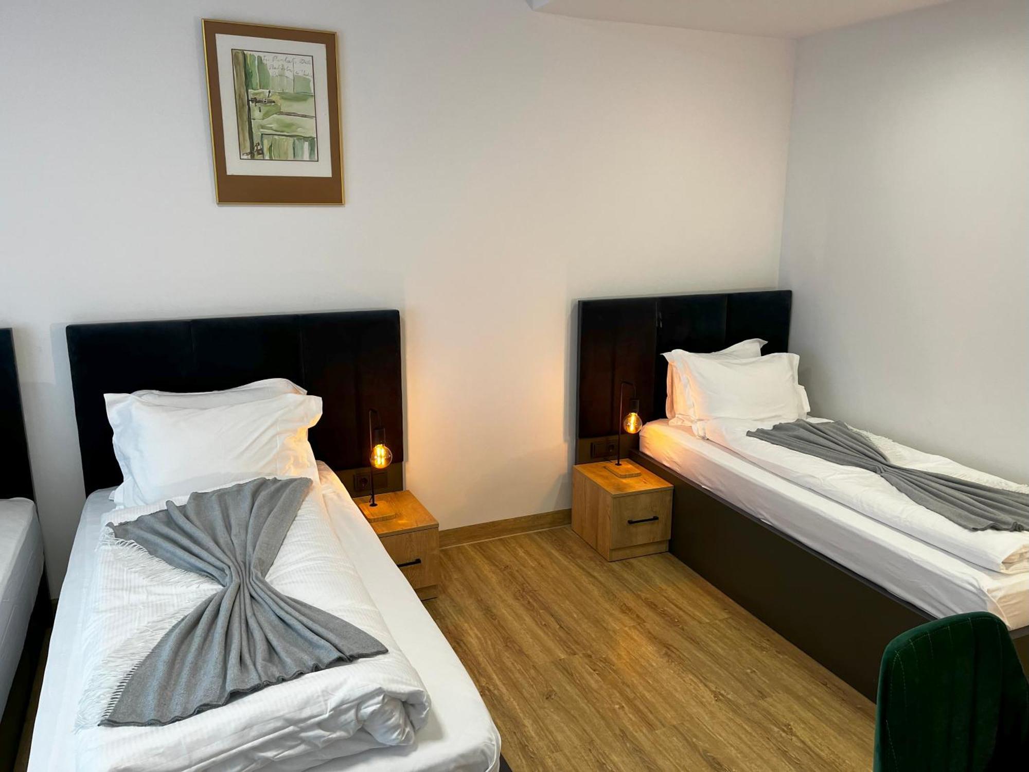 Haven Hotels - Hotel Dona Bergisch Gladbach Dış mekan fotoğraf